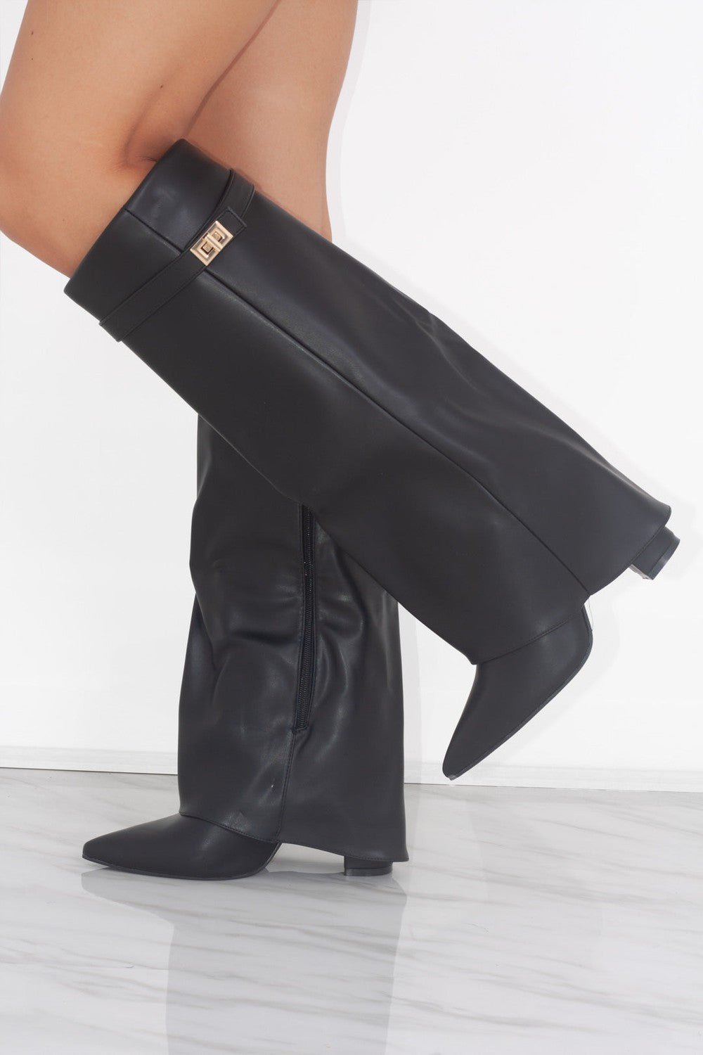 Mivaru I High-Fashion Overlay Boots